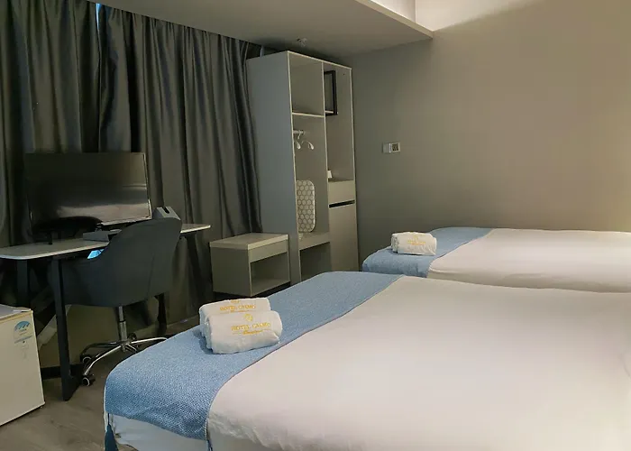 Hotel Calmo Bugis